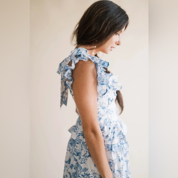 Tropical Ruffle Midi Dress - Picture 2 of 8